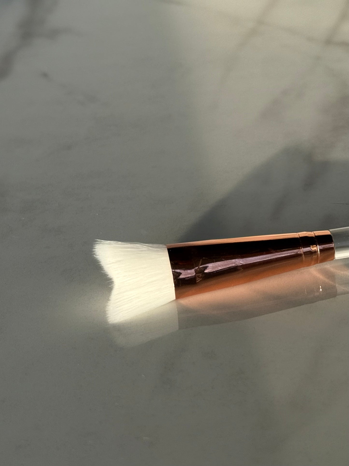 Flat Shampoo Brush